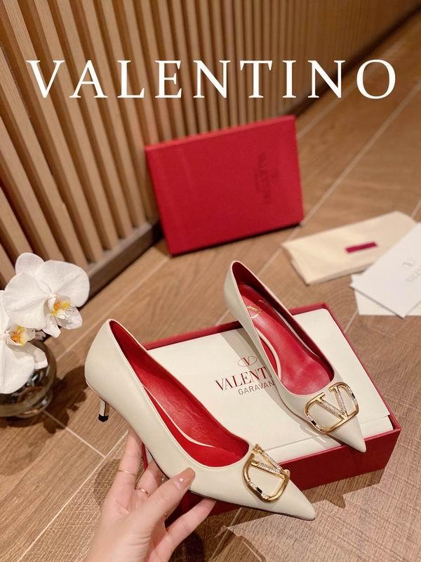 Valentino Women's Shoes 596